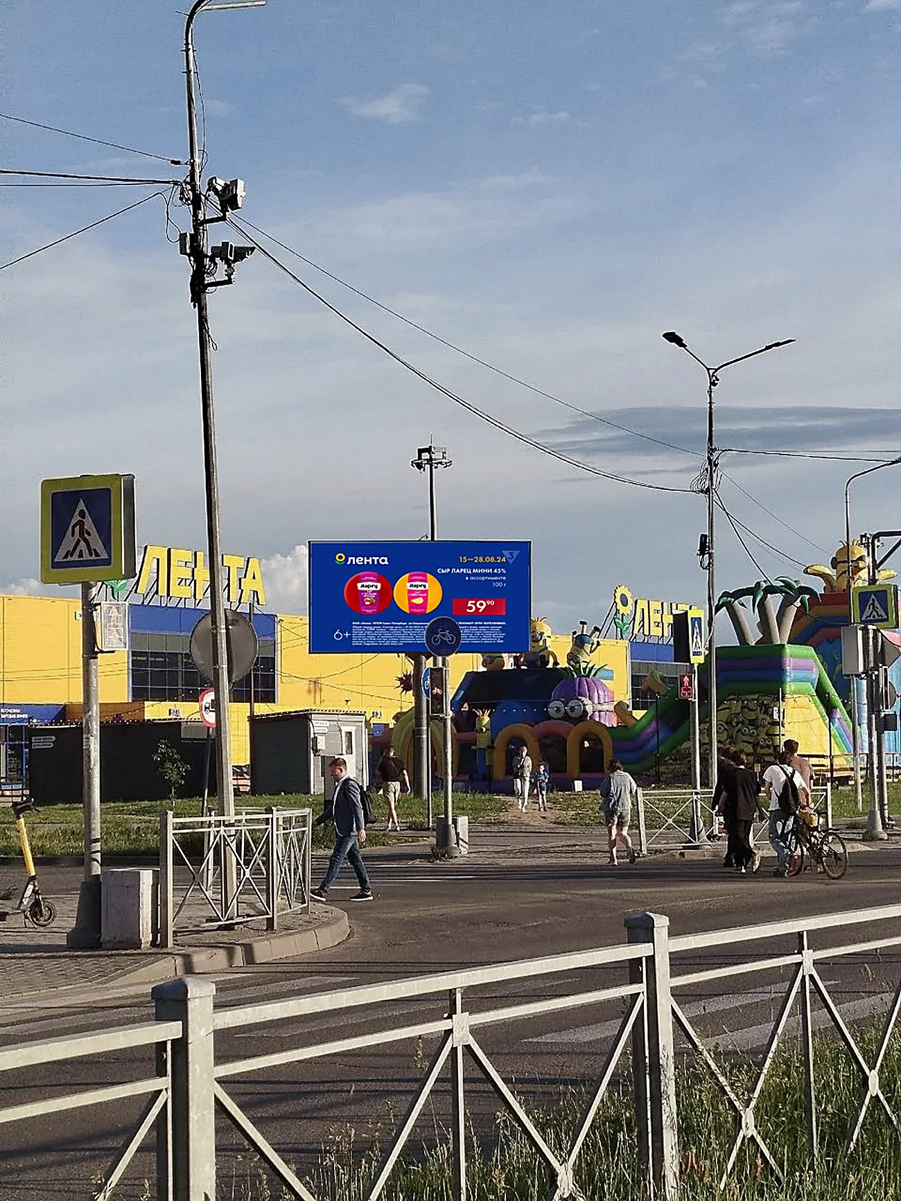 Билборд 3×6 на Псковской улице — видеоэкран LightMount, Великий Новгород